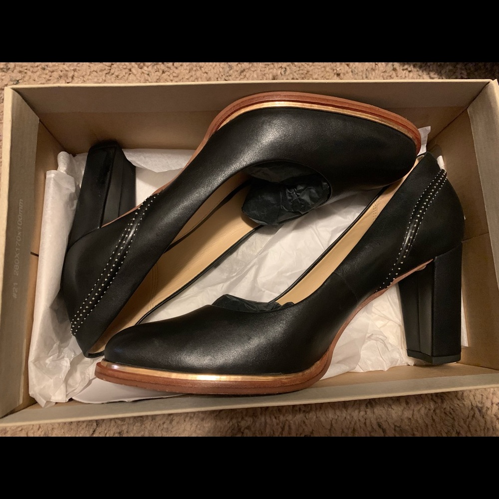 Black heels